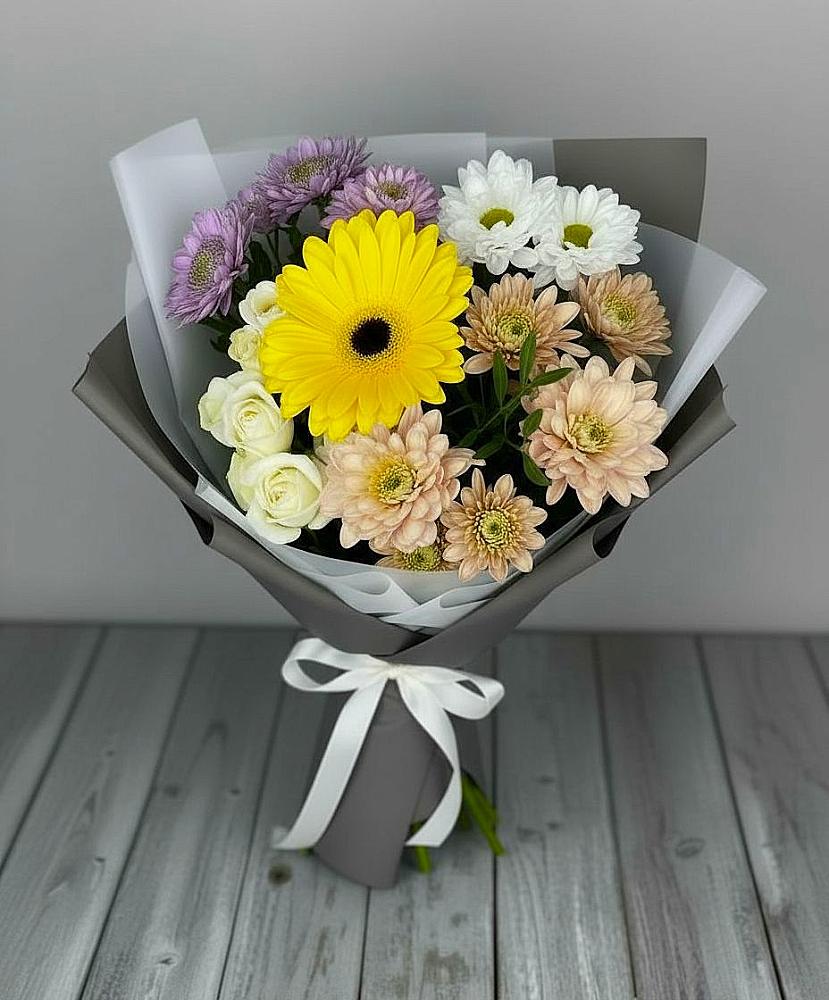 Букет цветов из: Розы, Герберы и Хризантемы в Ульяновке Ставропольского края