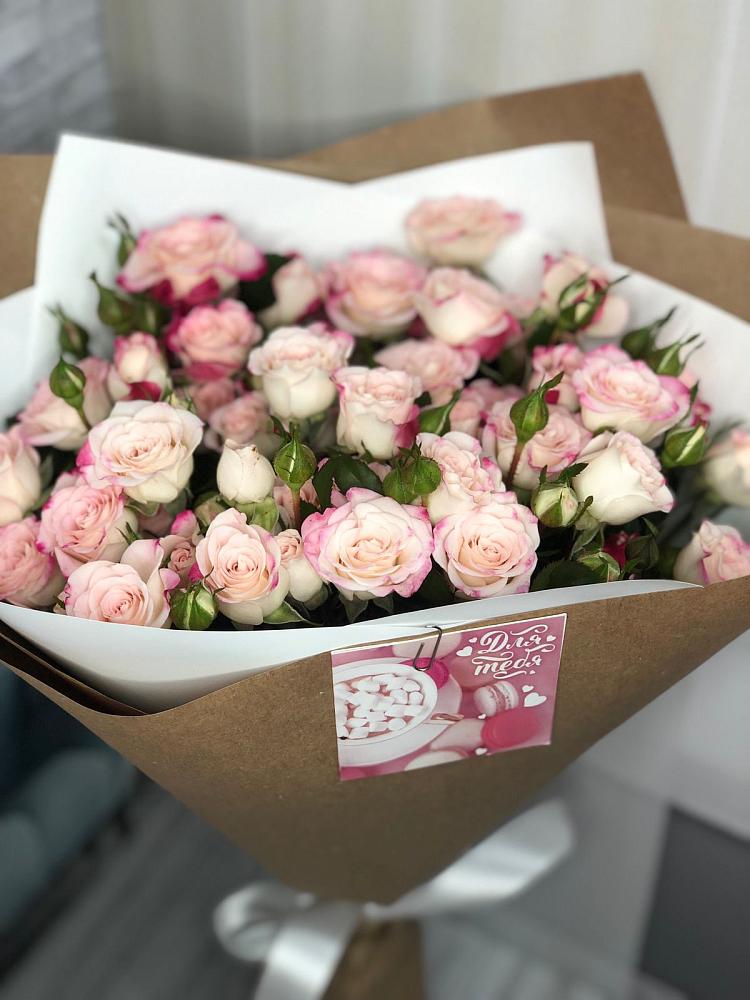 Букет цветов из: Розы в Ульяновке Ставропольского края