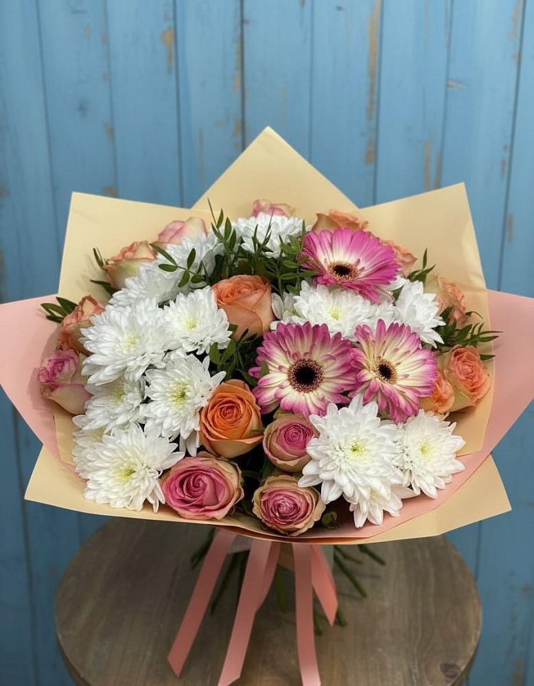 Букет цветов из: Розы, Герберы и Хризантемы в Ульяновке Ставропольского края