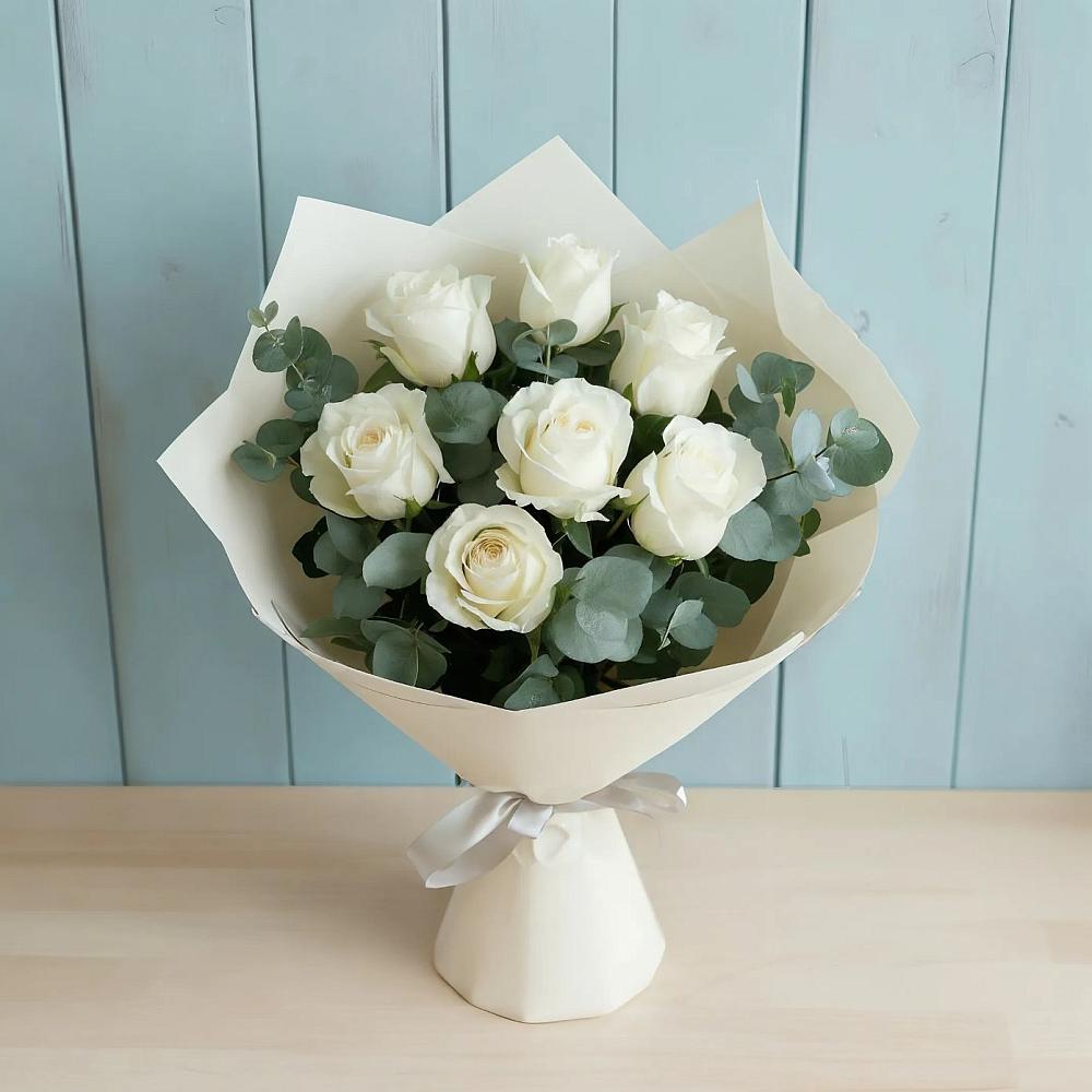 Букет Белые розы в Эвкалипте в Ульяновке Ставропольского края