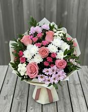 Букет цветов из:  Альстромерии, Гвоздики, Розы и Хризантемы в Ульяновке Ставропольского края