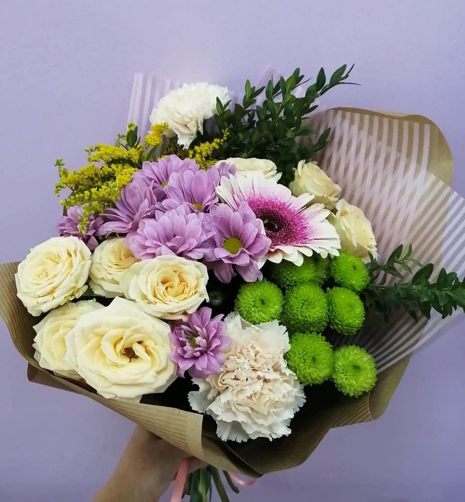 Букет цветов из: Хризантемы, Розы, Гвоздики и Герберы в Ульяновке Ставропольского края