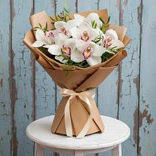 Букет цветов из:  Орхидеи и Розы в Ульяновке Ставропольского края