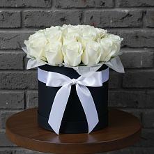 Цветочная композиция из Розы в шляпной коробке #REPLACE_PRED# Ульяновке Ставропольского края